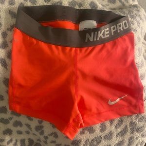 WOMENS NIKE PRO SPANDEX - HOT PINK